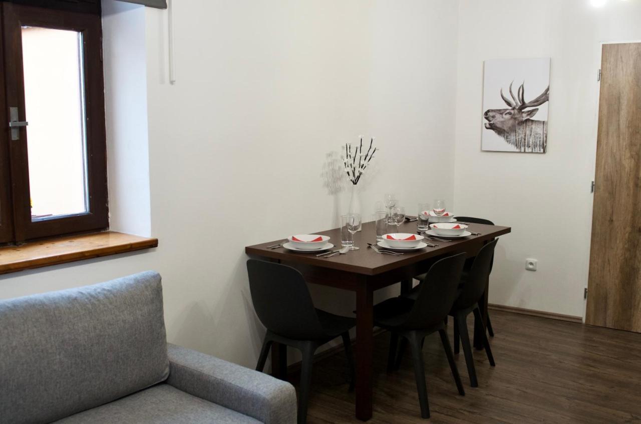 Za Divadlem Apartment Broumov