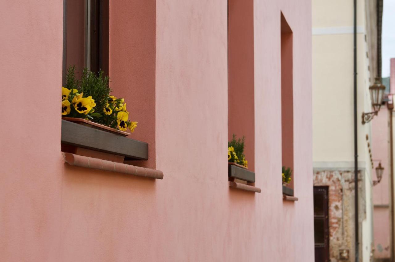 Za Divadlem Apartment Broumov